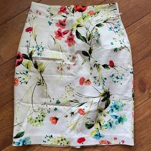 Worthington Floral Pencil Skirt